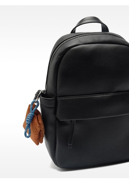 Sarkıt Aksesuarlı Sırt Çantası modelleri