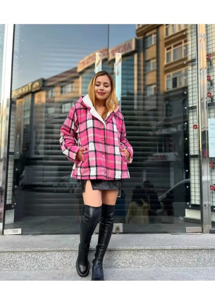 Kadın Kapüşonlu Pelüş Mont