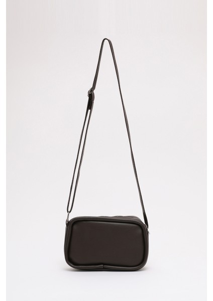 Kahve Rengi Shk62 Tek Bölmeli Suni Deri Ayarlanabilir Askılı Fermuarlı Çapraz Omuz Çantası modelleri