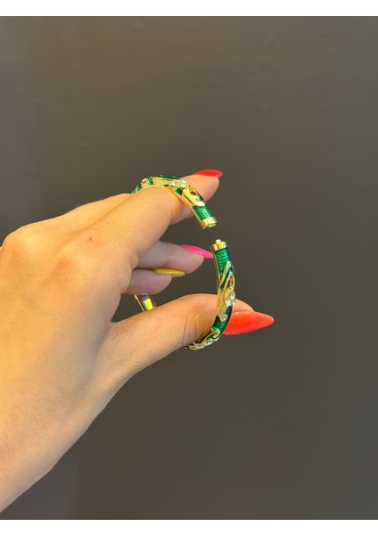 Çelik Mineli Desenli Kadın Kelepçe Bileklik modelleri