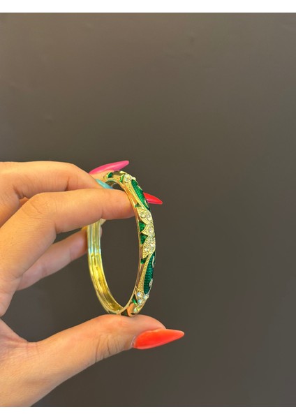 Çelik Mineli Desenli Kadın Kelepçe Bileklik fırsatları