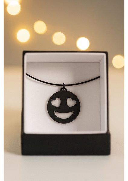 - Lazer Kesim “😍” Emoji Metal Araba Dikiz Aynası Süsü | Şık & Dayanıklı fırsatları