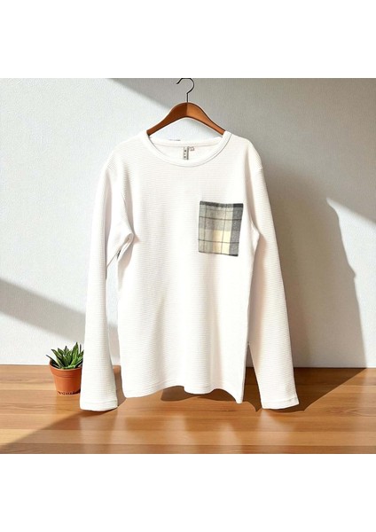 Cep Detaylı Waffle Sweatshırt Beyaz