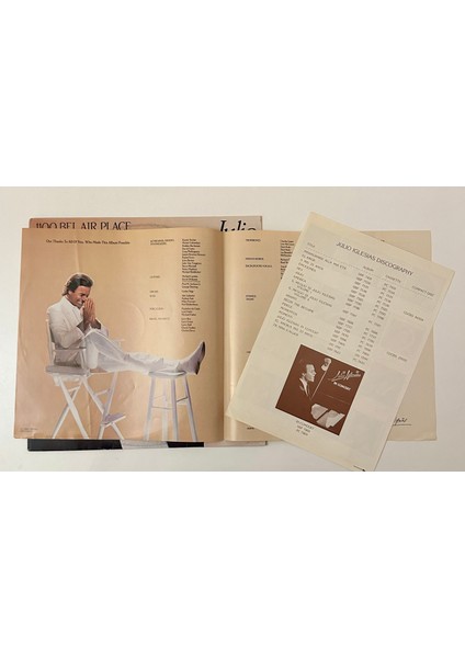 Julio Iglesias – 1100 Bel Air Place Dönem Baskı Plak modelleri