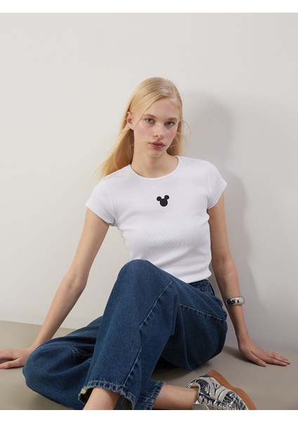 Yeni Sezon Bisiklet Yaka Mickey Mouse Nakisli Kadin Tisort - S5LT87Z8
