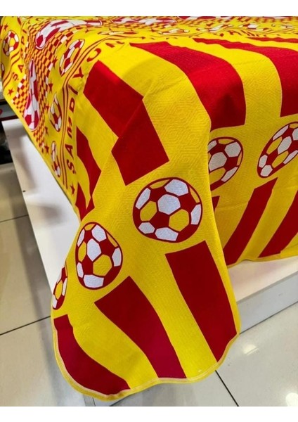 Taraftar Temalı Tek Kişilik Pike ve Çarşaf Seti – 160X240 cm | %100 Pamuklu