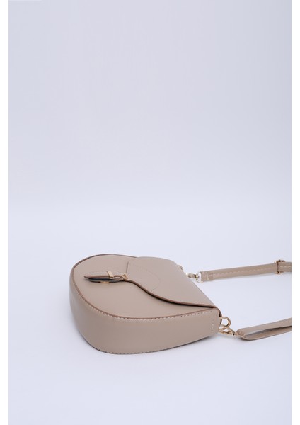 Vizon SHK17 Suni Deri, Tek Bölmeli, Çıtçıt Kapama, Ayarlanabilir Askılı,el, Kol ve Omuz Çantası indirimleri