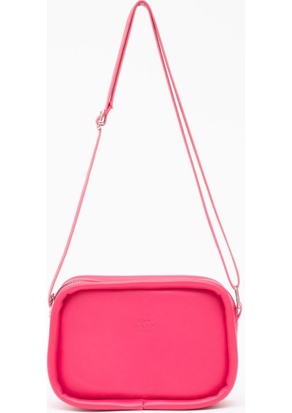 Fuşya Shk62 Tek Bölmeli Suni Deri Ayarlanabilir Askılı Fermuarlı Çapraz Omuz Çantası