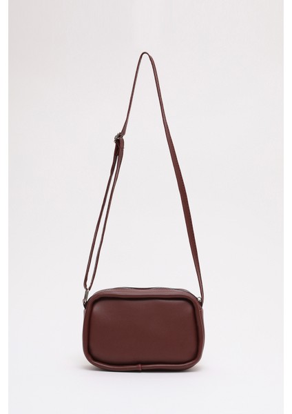 Bordo Shk62 Tek Bölmeli Suni Deri Ayarlanabilir Askılı Fermuarlı Çapraz Omuz Çantası modelleri