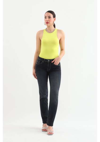 Kadın Likralı Straight Jean Pantolon Lacivert modelleri