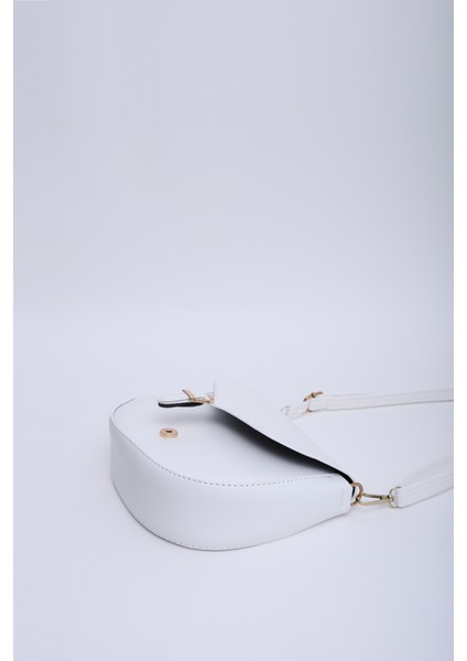 Beyaz SHK17 Suni Deri, Tek Bölmeli, Çıtçıt Kapama, Ayarlanabilir Askılı,el, Kol ve Omuz Çantası