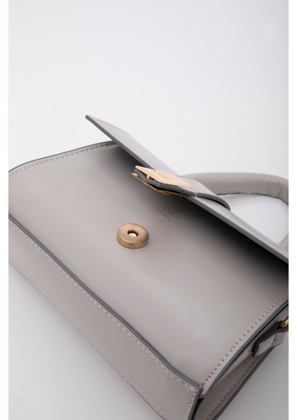 Gri SHK109 Suni Deri Çıtçıtlı Ayarlanabilir Askılı Kadın El, Kol ve Omuz Çantası U:11 E:19 G:7 cm