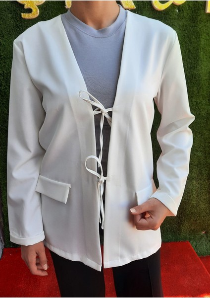 Bağlamalı Beyaz Blazer Ceket indirimleri