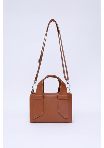 Taba SHK60 Suni Deri, Tek Bölmeli, Fermuarlı, Ayarlanabilir Askılı, El, Kol Ve Omuz Çantası fırsatları