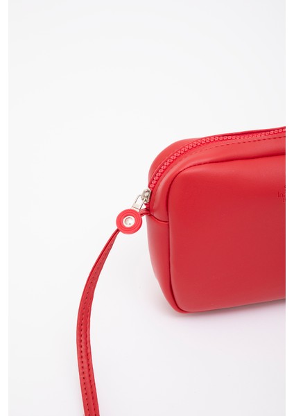Kırmızı U23 Suni Deri ,tek Bölmeli, Fermuarlı,süet Iç Kumaş, Ayarlanabilir Askılı, Mini Urban Omuz Çantası