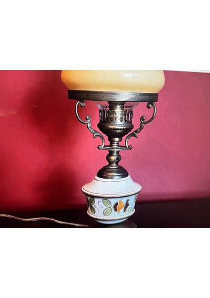Avrupa Opalin Camlı Pirinç ve Seramik Abajur 38 cm Boyunda