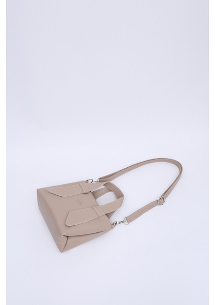 Vizon SHK60 Suni Deri, Tek Bölmeli, Fermuarlı, Ayarlanabilir Askılı, El, Kol Ve Omuz Çantası