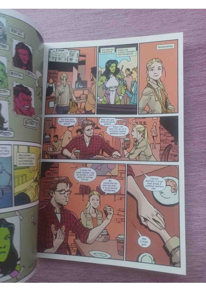 She-Hulk (2022) #8 (Varyant) Ingilizce she-Hulk'un Yeni Baş Düşmanları Nihayet Yüzlerini Gösterdi ve Bu Sayıda Perdeyi Aralıyoruz. Kim Bunlar? . fırsatları