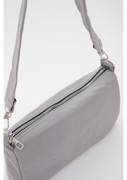 Gri U16 Kanvas Kumaş ,Fermuarlı Tek Bölmeli , Baget Model El, Kol Ve Omuz Çantası indirimleri