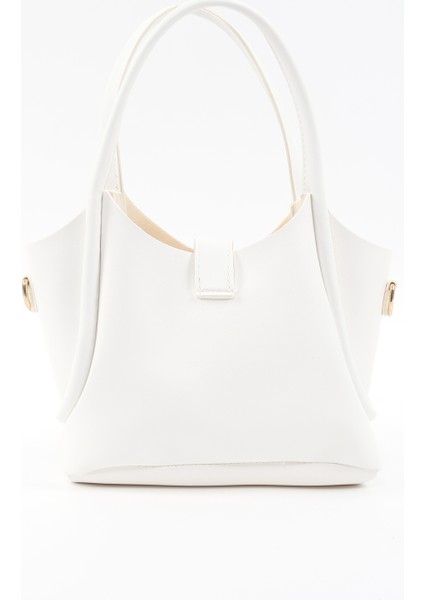 Beyaz Shk187 Deri Kilit Detaylı Ayarlabilir Askılı El,Kol Ve Omuz Çantası U:14 E:20 G:7 Cm modelleri