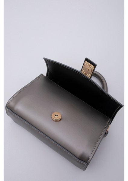 Gümüş SHK109 Suni Deri Çıtçıtlı Ayarlanabilir Askılı Kadın El, Kol ve Omuz Çantası U:11 E:19 G:7 cm