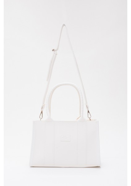 Beyaz Shk83 Deri Tek Bölmeli Fermuarlı Çift Askılı El, Kol Ve Omuz Çantası U:17 E:27 G:10