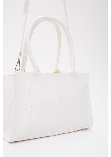 Beyaz Shk83 Deri Tek Bölmeli Fermuarlı Çift Askılı El, Kol Ve Omuz Çantası U:17 E:27 G:10 indirimleri