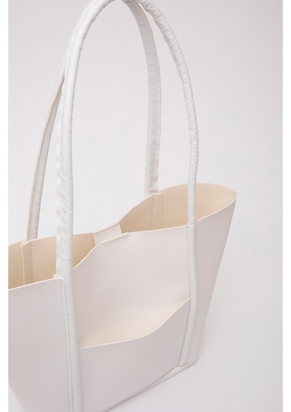 Beyaz Shk80 Önü Cepli Çıtçıtlı Makyaj Çantalı Suni Deri Büyük Boy Kol ve Omuz Çantası