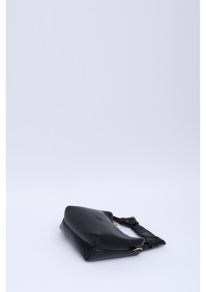 Siyah SHK24 Orjinal Soft Deri Düğüm Detaylı Zincir Askılı El ve Omuz Çantası U:14 E:22 G:8 cm