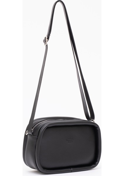 Siyah Shk62 Tek Bölmeli Suni Deri Ayarlanabilir Askılı Fermuarlı Çapraz Omuz Çantası fiyatları