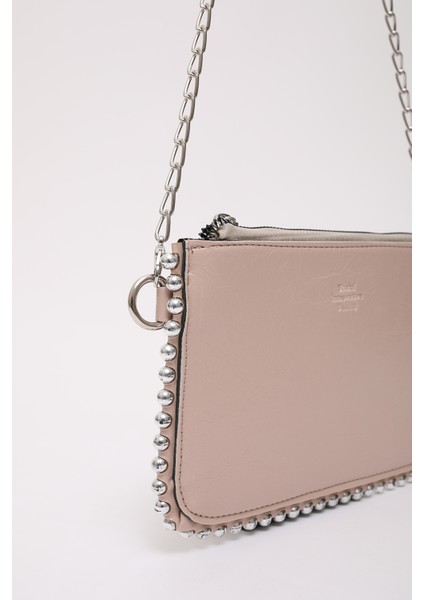 Kırışık Dokulu Vizon SHK125 Suni Deri Boncuk Detaylı Fermuarlı Tek Bölmeli Zincir Askılı Omuz Çantası fırsatları