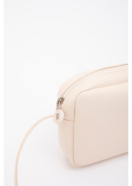Krem U23 Suni Deri ,tek Bölmeli, Fermuarlı,süet Iç Kumaş, Ayarlanabilir Askılı, Mini Urban Omuz Çantası