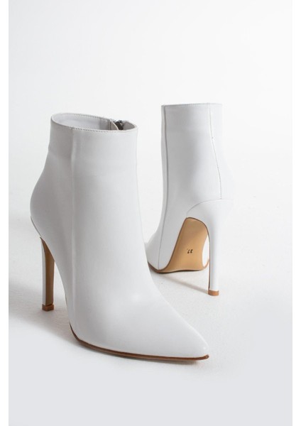 10.5 cm Beyaz Sivri Burun Kadın Topuklu Bot fırsatları