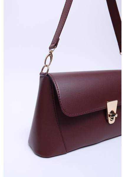Bordo SHK153 Suni Deri Kilit Detaylı Standart Askılı Tek Bölmeli El, Kol ve Omuz Çantası U:15 E:29 G:9 cm indirimleri