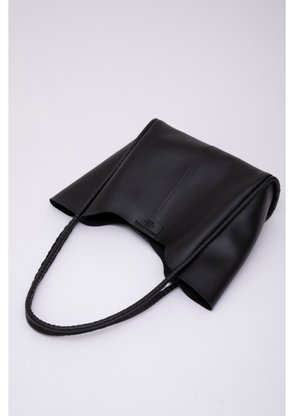 Siyah Shk76 Çıtçıtlı Fitil Askılı Deri Makyaj Çantalı Büyük Boy Kadın El Ve Omuz Çantası U:29 E:30 G:9 Cm indirimleri