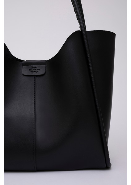 Siyah Shk76 Çıtçıtlı Fitil Askılı Deri Makyaj Çantalı Büyük Boy Kadın El Ve Omuz Çantası U:29 E:30 G:9 Cm