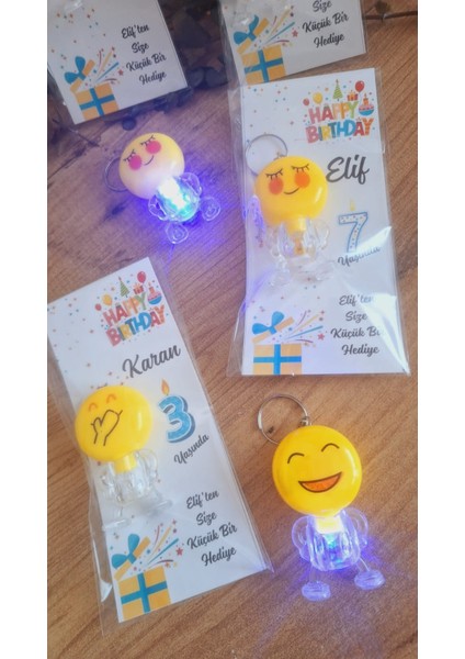 Sevgiliatolyemm Sevgiliatolyemm mutluluk getirmesi dileğiyle Işıklı Emoji Anahtarlık 10 Adet Doğum Günü Hediyelikleri, Bayram hediyesi, Karne Hediyelikleri, Babyshower fiyatları