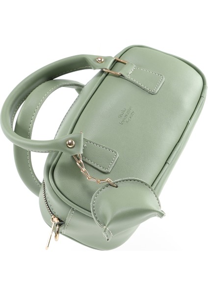Mint Yeşil SHK207 Suni Deri Charm Detaylı Fermuarlı Ayarlanabilir Askılı El, Kol ve Omuz Çantası U:14 E:24 G:8 cm