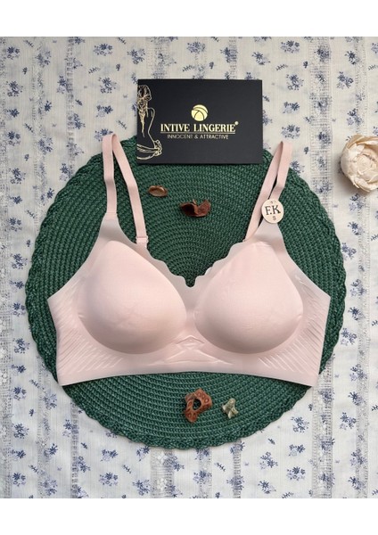 Layla Ithal Buz Ipek (Ice-Silk) Ultra Ince Rahat Nefes Alır Görünmez Lazer Dikişsiz Sütyen