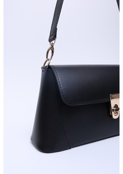 Siyah SHK153 Suni Deri Kilit Detaylı Standart Askılı Tek Bölmeli El, Kol ve Omuz Çantası U:15 E:29 G:9 cm indirimleri