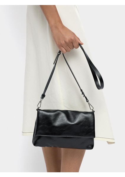 Manyetik Kapaklı Çapraz Çanta fiyatları