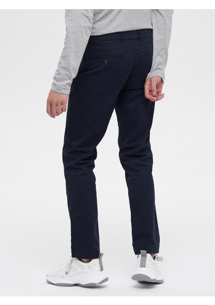 Erkek Lacivert Slim Fit Gap Flex Khaki Pantolon fırsatları