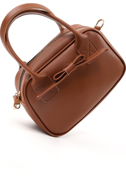 Taba SHK217 Fiyonklu Suni Deri, Tek Bölmeli, Fermuarlı,kolon Askılı, El, Kol ve Omuz Çantası