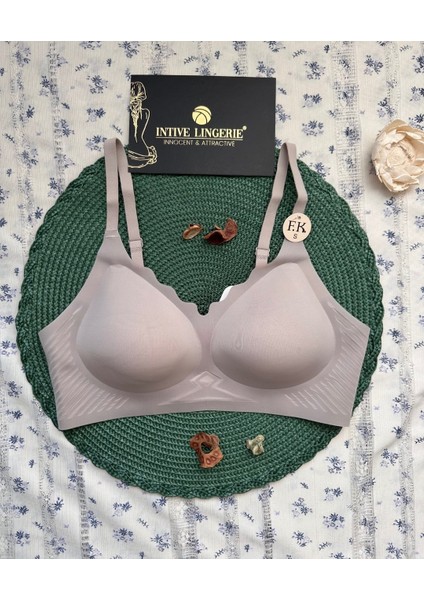 Layla Ithal Buz Ipek (Ice-Silk) Ultra Ince Rahat Nefes Alır Görünmez Lazer Dikişsiz Sütyen