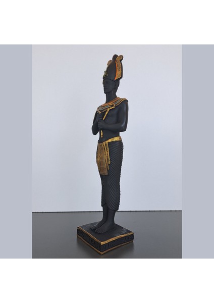 Horus’un Gücü – Antik Mısır Temalı Dekoratif Heykel Biblo (32 x 8 Cm) fiyatları