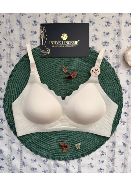 Layla Ithal Buz Ipek (Ice-Silk) Ultra Ince Rahat Nefes Alır Görünmez Lazer Dikişsiz Sütyen