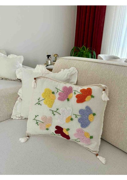 Çiçek Desenli Punch Kirlent Kılıfı