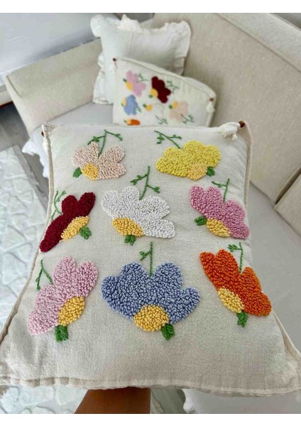 Çiçek Desenli Punch Kirlent Kılıfı fırsatları