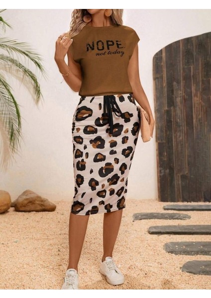 Kadın Kısa Kollu Bisiklet Yaka Viskon Bluz Desenli Dalgıç Etek Ikili Takım modelleri