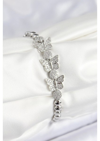 Pirinç Zirkon Taşlı Kelebek Model Gümüş Renk Kadın Bileklik